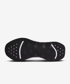 giày nike motiva