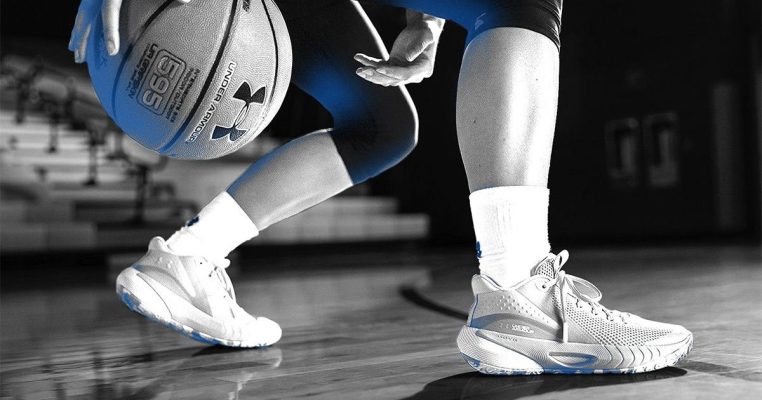 giay-bong-ro-cho-huan-luyen-vien